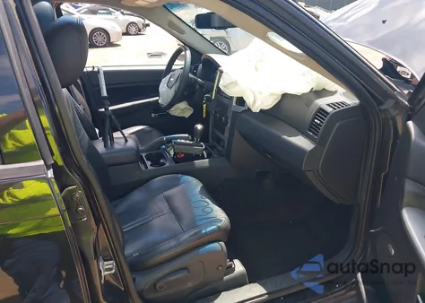 2010 Jeep Grand Cherokee Laredo z USA, uszkodzony, nr VIN 1J4PR4GK4AC117108